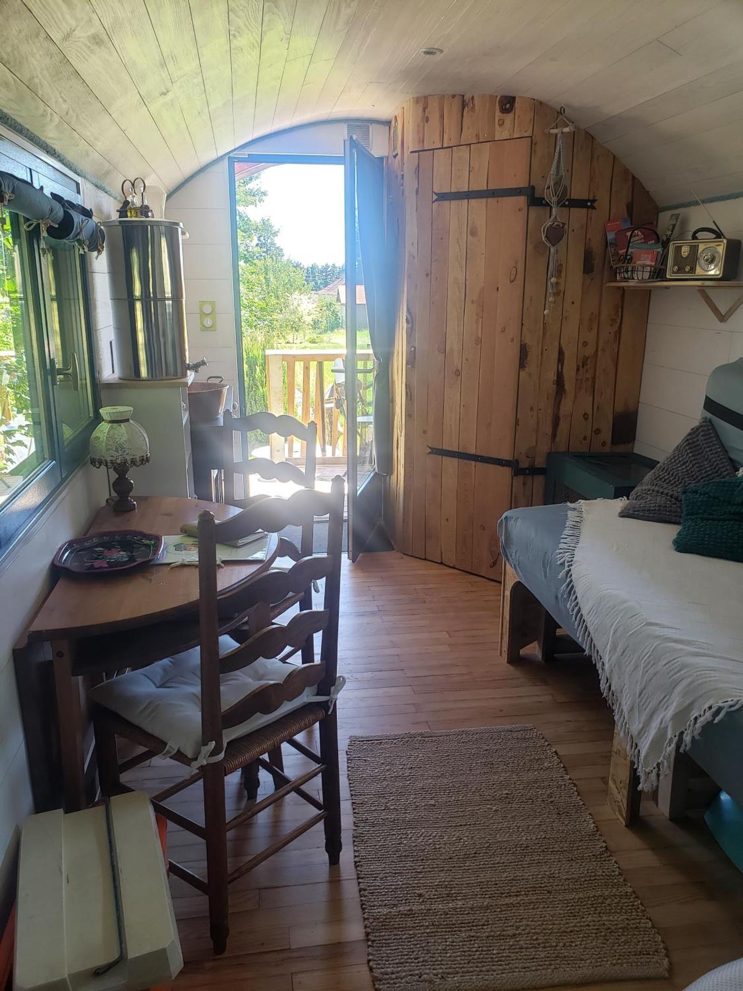 La Roulotte Tiny House Du Mond'Ideal Leval  Exterior photo